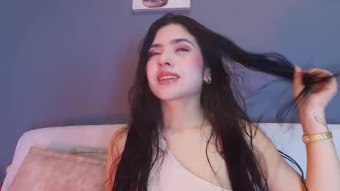  Adara Johnson  online show from March 18, 11:46 am