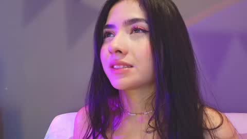 Snapshot of adara_johnson_ chatting on June 27, 12:22 pm Adara Johnson online show from June 27, 12:22 pm