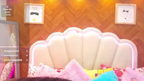 Snapshot of adarose_ chatting on February 20, 9:00 am adarose_ online show from February 20, 9:00 am