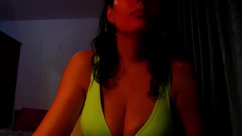 amy        online show from April 16, 10:38 am