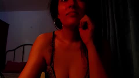 Snapshot of addicted2uts chatting on April 19, 9:28 pm amy online show from April 19, 9:28 pm