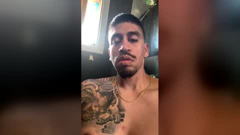 addictedtobustnloads1 online show from April 7, 12:00 am