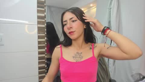 Snapshot of addiflower chatting on February 7, 8:01 pm addi online show from February 7, 8:01 pm