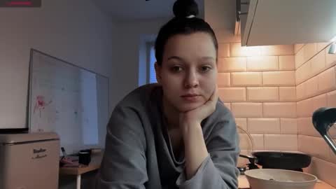 Addy online show from November 27, 10:28 am