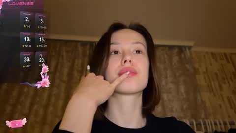 Snapshot of adel_evans chatting on February 7, 12:58 am Adele online show from February 7, 12:58 am