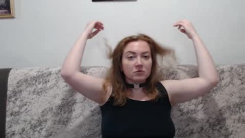 Snapshot of adel_redhead_ chatting on January 7, 3:47 pm Adel online show from January 7, 3:47 pm