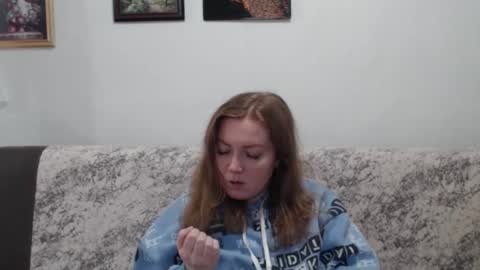 Snapshot of adel_redhead_ chatting on February 4, 10:21 am Adel online show from February 4, 10:21 am