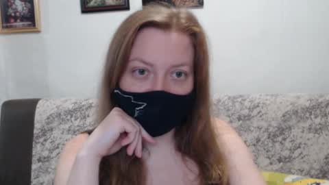 Snapshot of adel_redhead_ chatting on March 4, 4:02 pm Adel online show from March 4, 4:02 pm