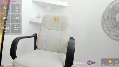 Snapshot of adela_chase chatting on March 3, 5:42 am adela chase online show from March 3, 5:42 am