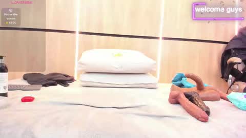 Snapshot of adela_chase chatting on September 27, 1:32 am adela chase online show from September 27, 1:32 am
