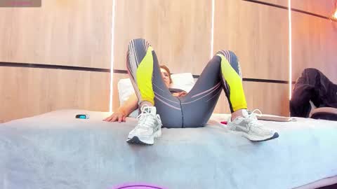 adela chase online show from January 6, 2:59 am