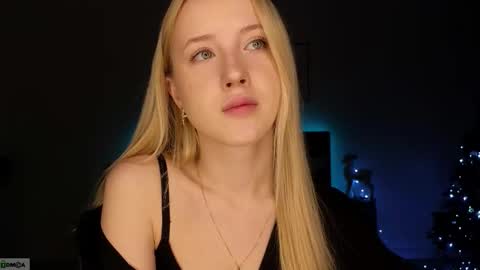 Adele online show from December 17, 9:21 pm