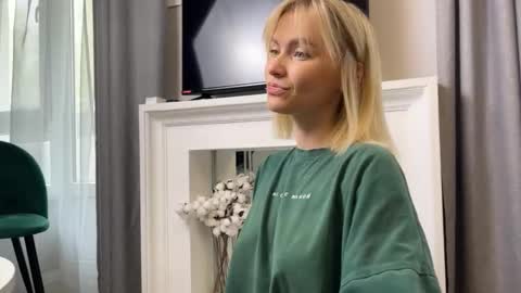 Adele Nick online show from September 10, 8:36 am