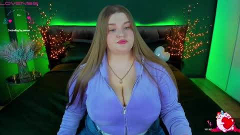 Snapshot of adele_sugar chatting on January 28, 3:36 am Your Adele online show from January 28, 3:36 am
