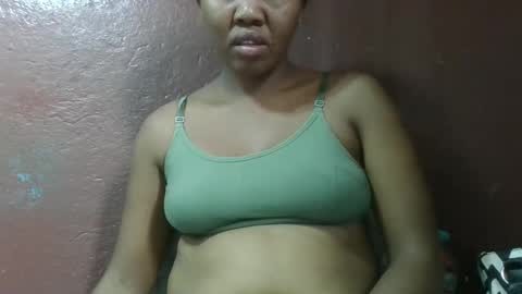 adelealy online show from February 23, 6:17 am