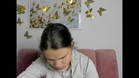 adelecruzz online show from February 17, 12:23 pm