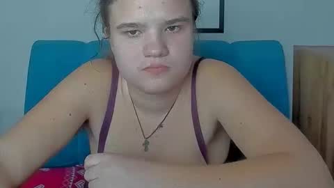 adelecruzz online show from March 1, 1:13 pm