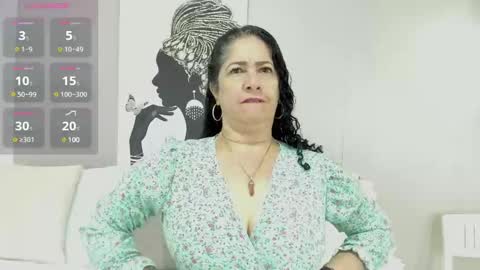 Adele Smithh online show from February 19, 11:38 am