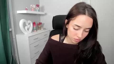 Adele online show from March 31, 5:52 am