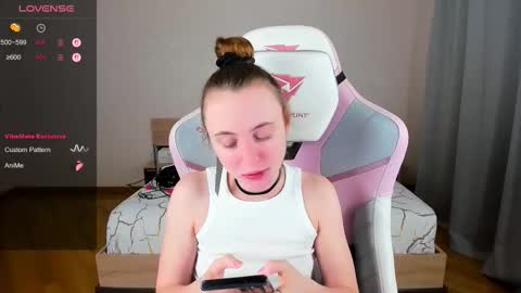 Adelina online show from November 22, 9:30 am