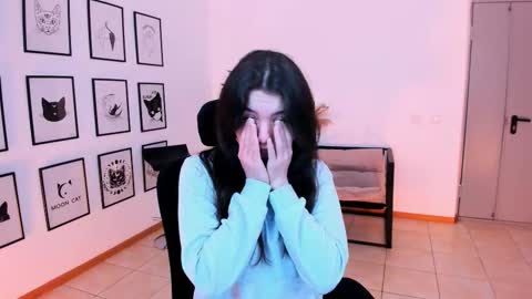 Snapshot of adelleb chatting on January 24, 11:59 am Your sweet girl online show from January 24, 11:59 am