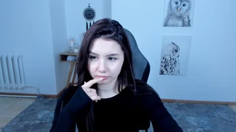 Snapshot of adelleb chatting on February 21, 6:04 pm Your sweet girl online show from February 21, 6:04 pm