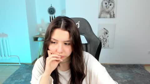 Snapshot of adelleb chatting on February 24, 1:53 pm Your sweet girl online show from February 24, 1:53 pm