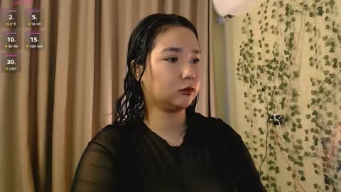 Snapshot of adellene chatting on October 6, 10:45 am mostly online 22-04 gmt3 subscribe to tg chanel   online show from October 6, 10:45 am