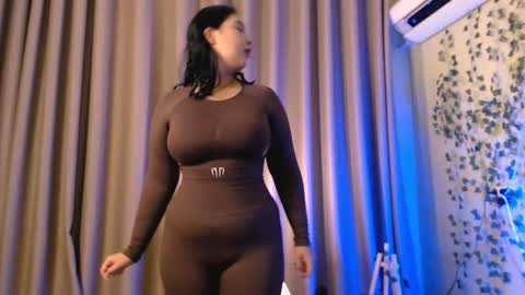 Snapshot of adellene chatting on October 28, 10:12 pm mostly online 22-04 gmt3 subscribe to tg chanel   online show from October 28, 10:12 pm