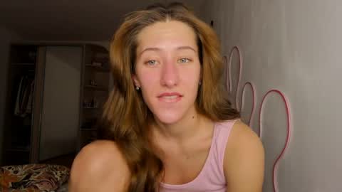 Snapshot of adellqueen chatting on April 27, 9:46 pm Adell online show from April 27, 9:46 pm