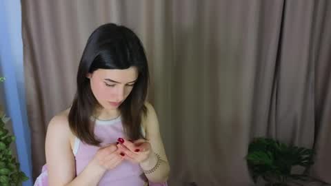 Adellyy online show from April 18, 10:52 am