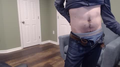 Snapshot of adequate_cock chatting on January 16, 9:41 pm adequate_cock online show from January 16, 9:41 pm