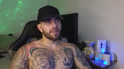 Ades online show from March 25, 7:14 am