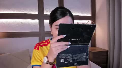 Snapshot of adhara_black01 chatting on June 23, 12:47 pm Adhara online show from June 23, 12:47 pm