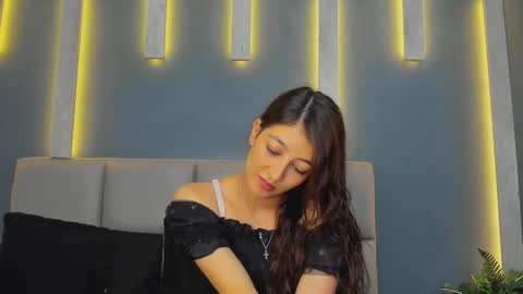 Snapshot of adharahamilton chatting on September 14, 7:02 pm Adhara Hamilton online show from September 14, 7:02 pm