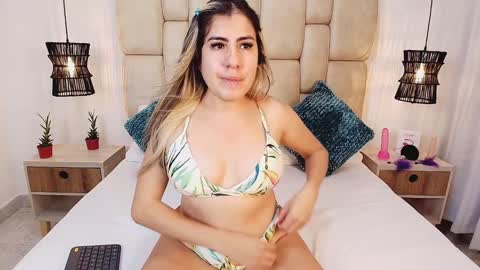 AdharaSmithh online show from January 30, 9:47 pm