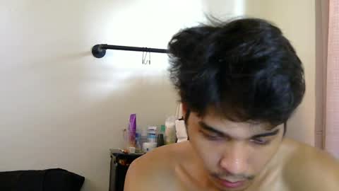 Snapshot of adios_amigo chatting on April 11, 5:56 am Amigo online show from April 11, 5:56 am