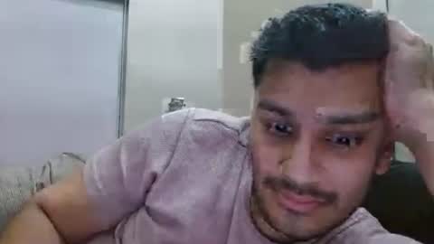 Snapshot of adit56665 chatting on April 21, 5:39 pm adit56665 online show from April 21, 5:39 pm