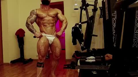 Adonis online show from November 18, 1:00 am