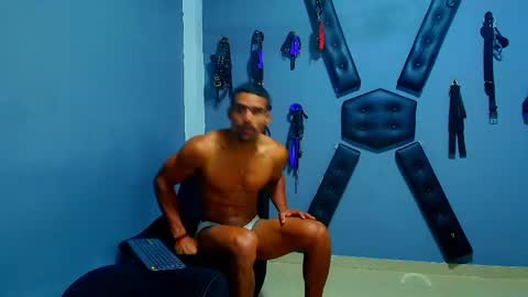 Snapshot of adonisdios chatting on May 11, 3:07 pm adonisdios online show from May 11, 3:07 pm