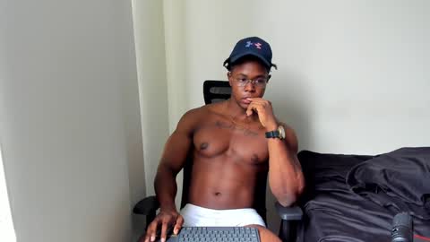 Adonis Knight  online show from February 5, 10:01 pm