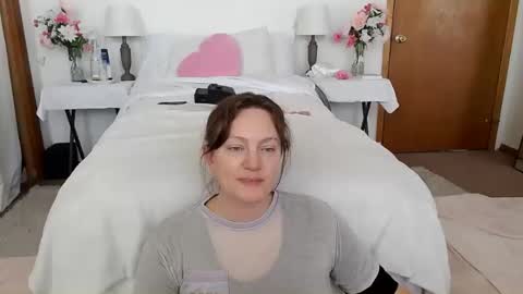 adorable22 online show from February 20, 6:41 pm