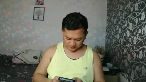 Snapshot of adorableasianboy chatting on April 10, 12:21 pm adorableasianboy online show from April 10, 12:21 pm