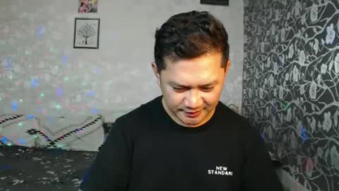 Snapshot of adorableasianboy chatting on April 16, 10:38 am adorableasianboy online show from April 16, 10:38 am
