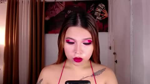 Snapshot of adorabletsforyouxx chatting on May 19, 6:47 pm adorabletsforyouxx online show from May 19, 6:47 pm