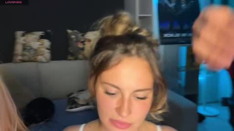 Snapshot of adrenaline_lush chatting on June 1, 10:44 pm Dorothy Mayfield online show from June 1, 10:44 pm
