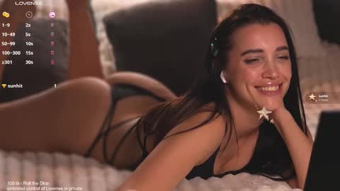 Snapshot of adrenaline_rush_ chatting on November 18, 5:28 pm Victoria online show from November 18, 5:28 pm