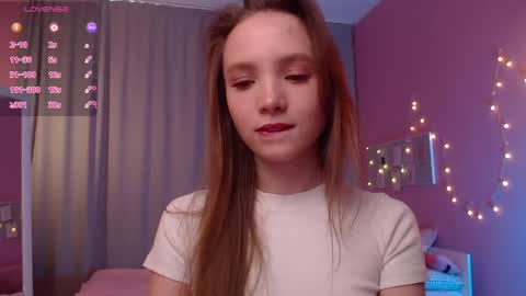 Snapshot of adria_arjona chatting on April 21, 7:36 am Eva online show from April 21, 7:36 am