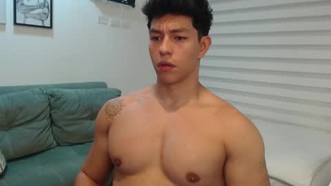 Adrian del Mar online show from February 17, 5:30 pm