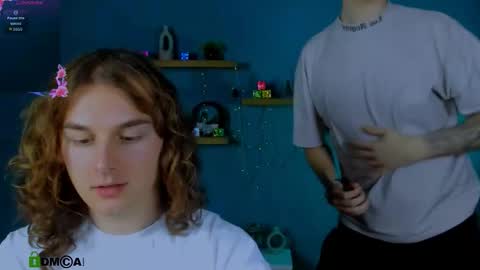 adrian_hart online show from January 8, 9:55 am